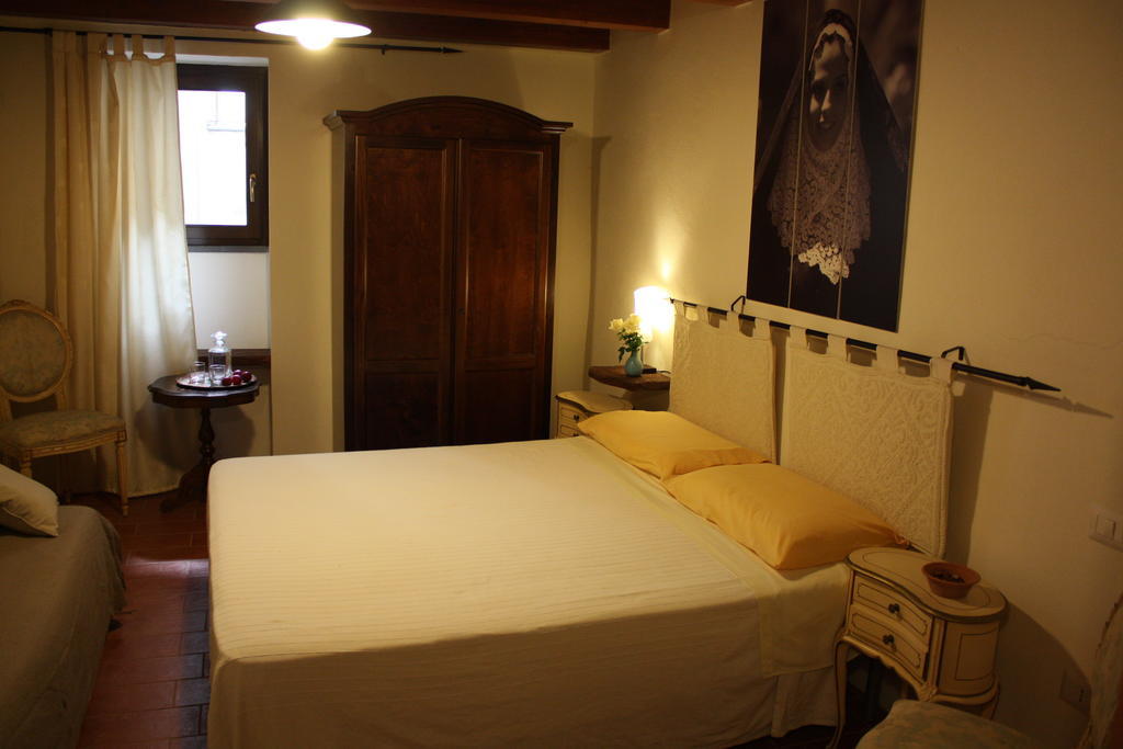 Il Lupo Rosso Santu Lussurgiu Quarto foto