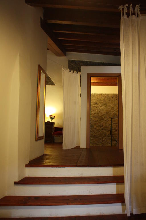 Il Lupo Rosso Santu Lussurgiu Quarto foto