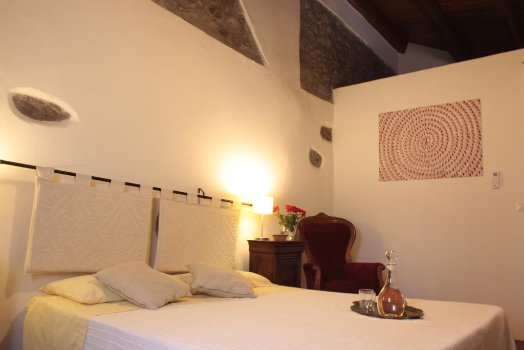 Il Lupo Rosso Santu Lussurgiu Quarto foto
